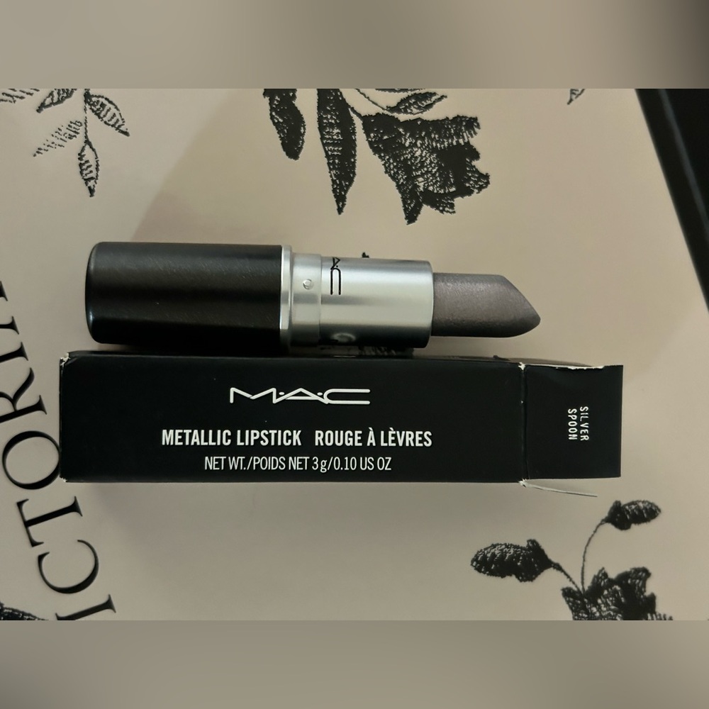 MAC lipstick ***Limited Edition*** Silver Spoon